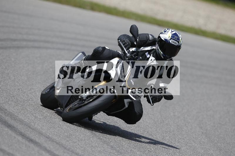 /Archiv-2024/29 12.06.2024 MOTO.CH Track Day ADR/Gruppe rot/30